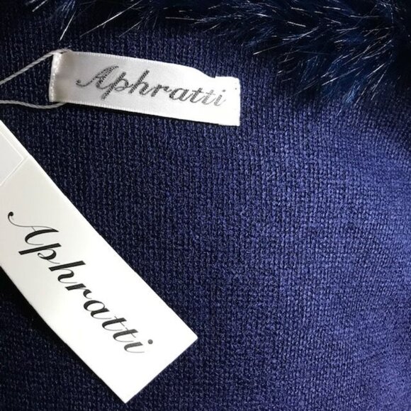 Aphratti Navy Blue Faux Fur Luxe Cape Cardigan Topper - Picture 14 of 15